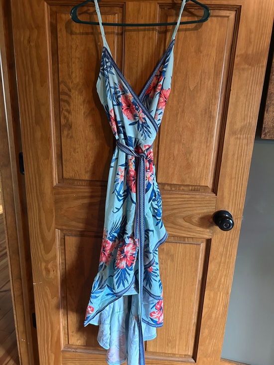 Jealous Tomato Dresses & Skirts - Jealous Tomato Blue Floral Wrap Midi Dress